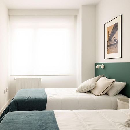 Apartamento Santa Ana junto a la ria a estrenar con piscina , garaje y wifi incluidos Bilbao Exterior foto