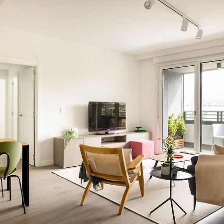 Apartamento Santa Ana junto a la ria a estrenar con piscina , garaje y wifi incluidos Bilbao Exterior foto