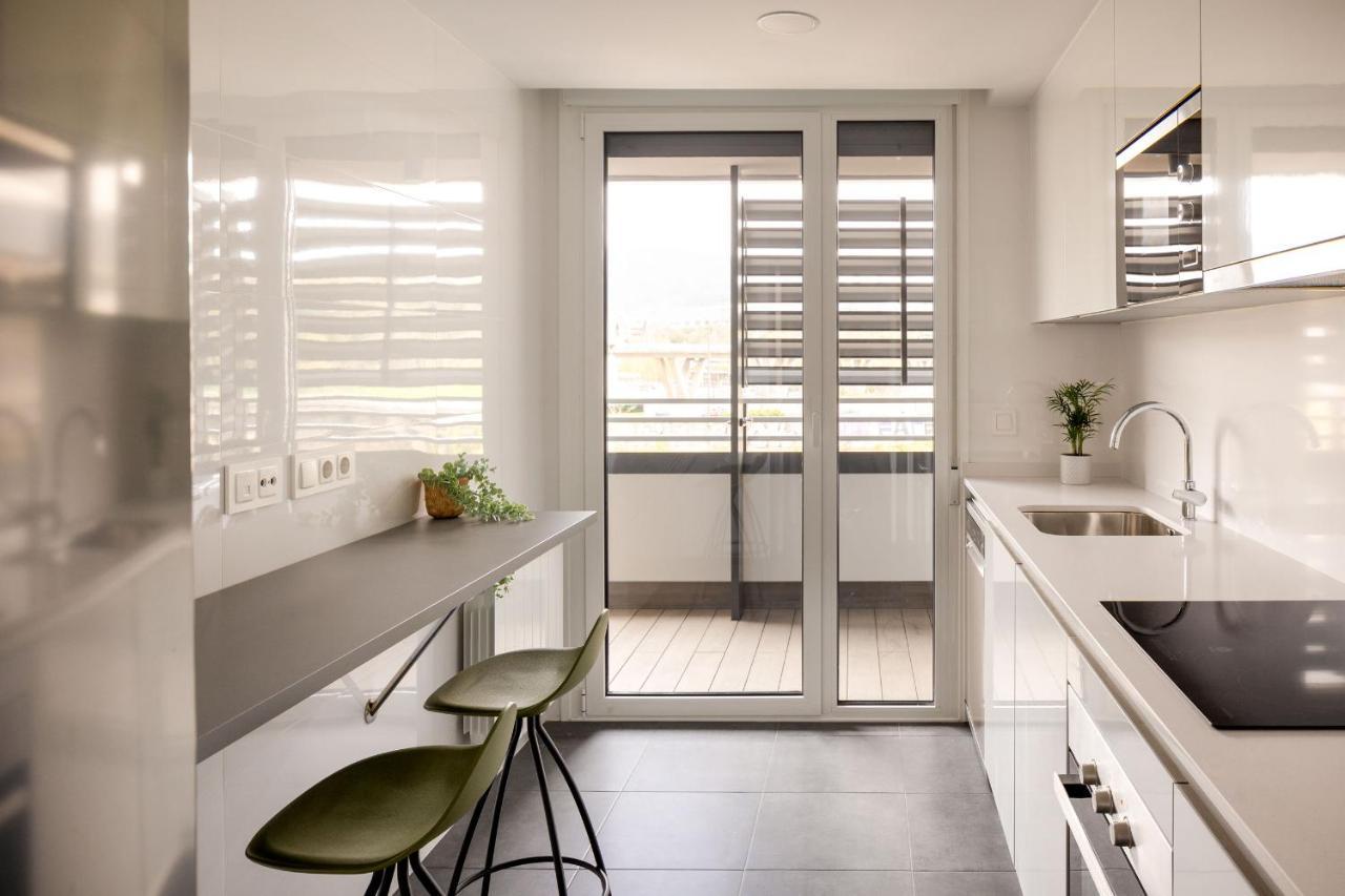 Apartamento Santa Ana junto a la ria a estrenar con piscina , garaje y wifi incluidos Bilbao Exterior foto